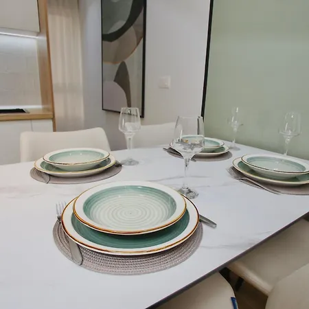 Luxurious Cozy Seaview Apartment Durres
